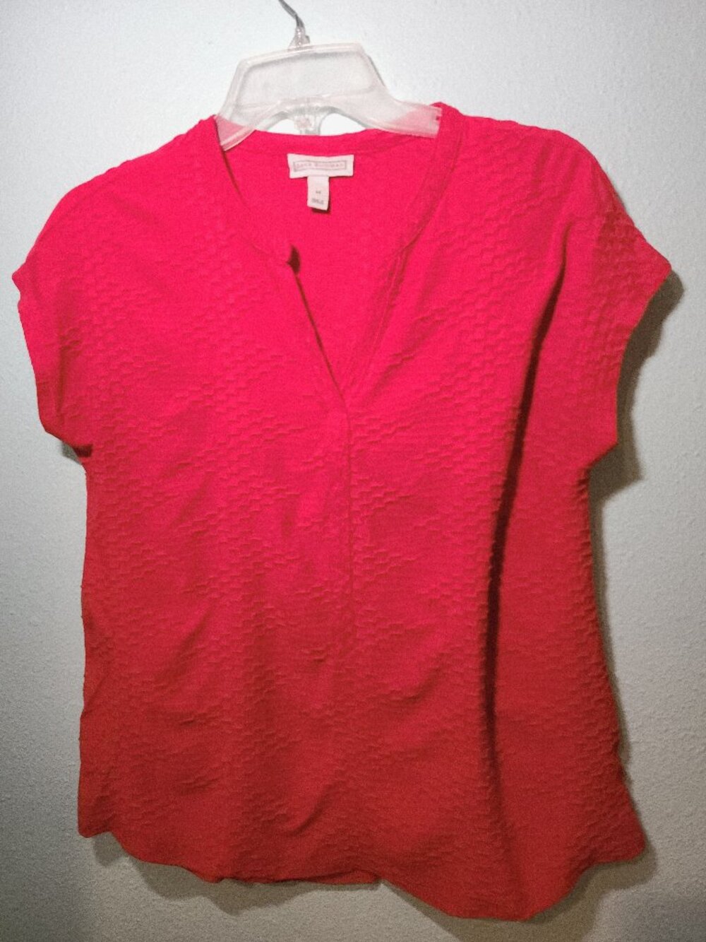 Dana Buchman Red Textured Top, Short Sleeve Medium